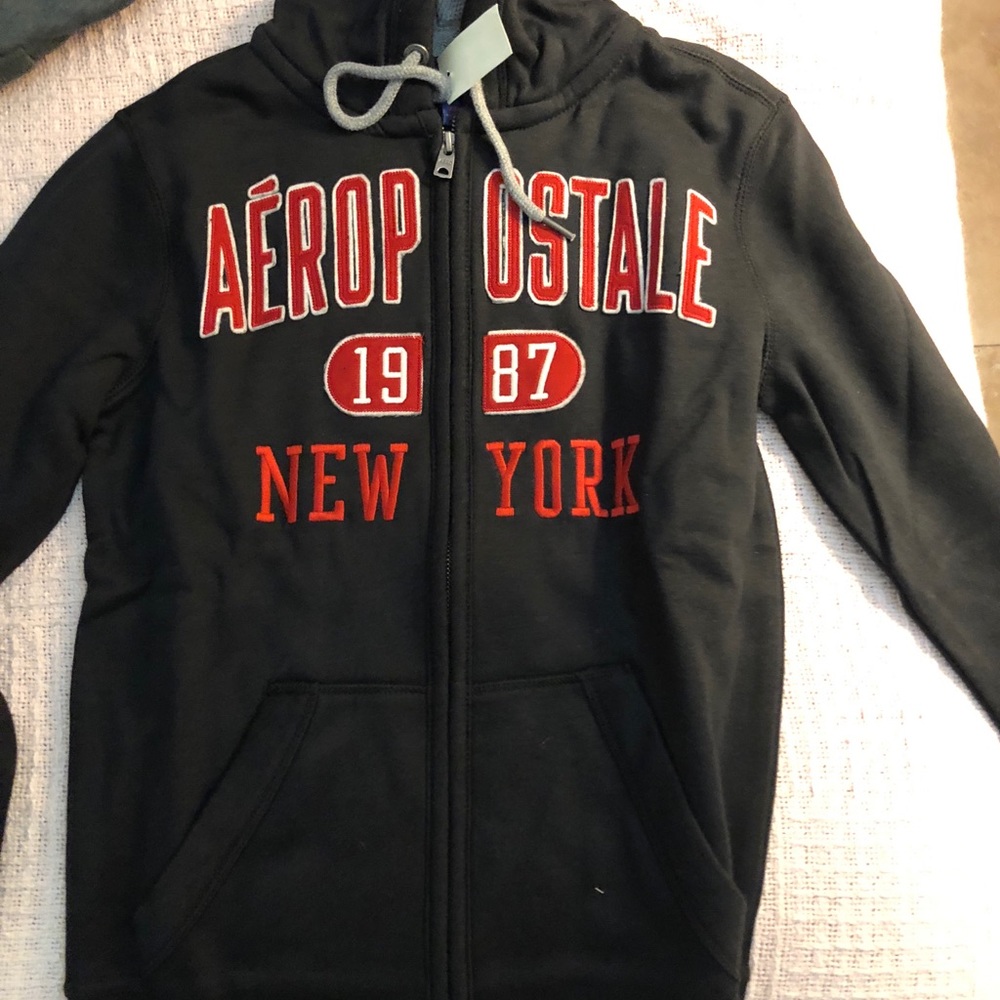 Aeropostale zip up hoodie